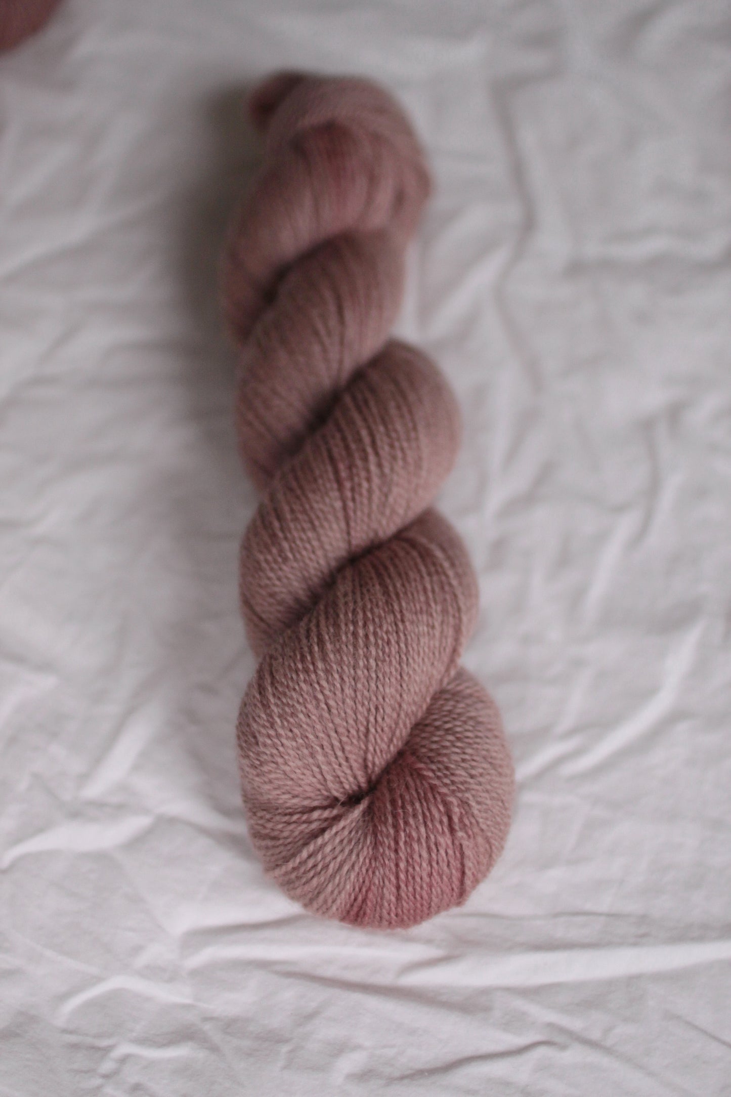 Mauve Memento - Natural BFL Fingering