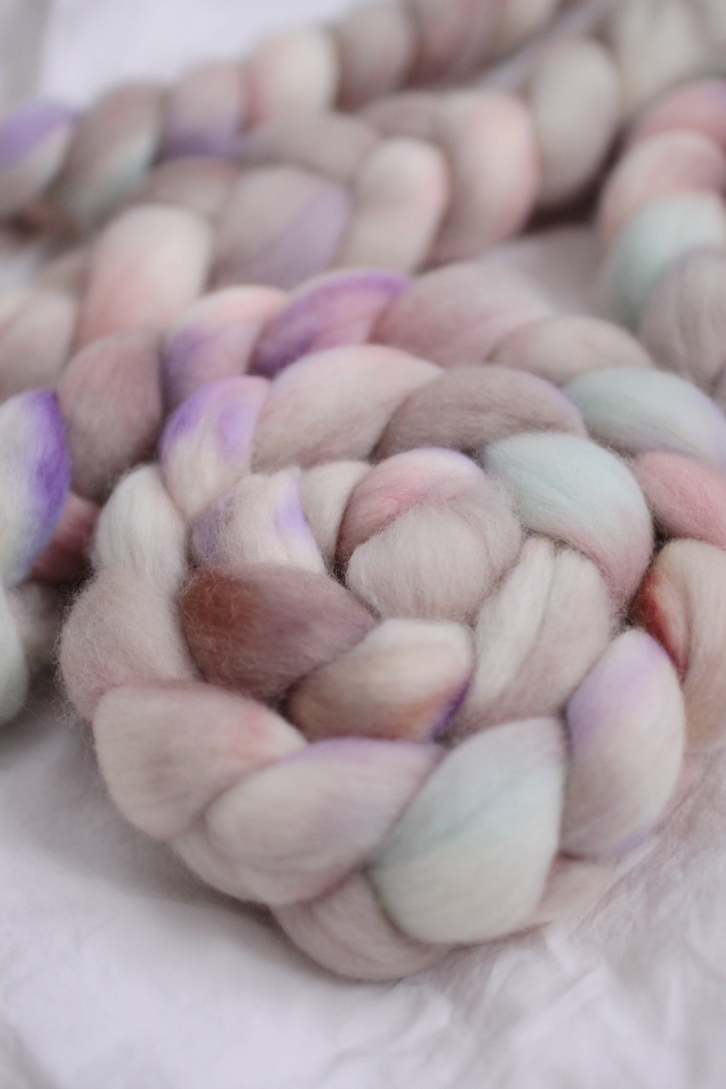 Midsummer Dream - Falkland combed top (nonsuperwash)