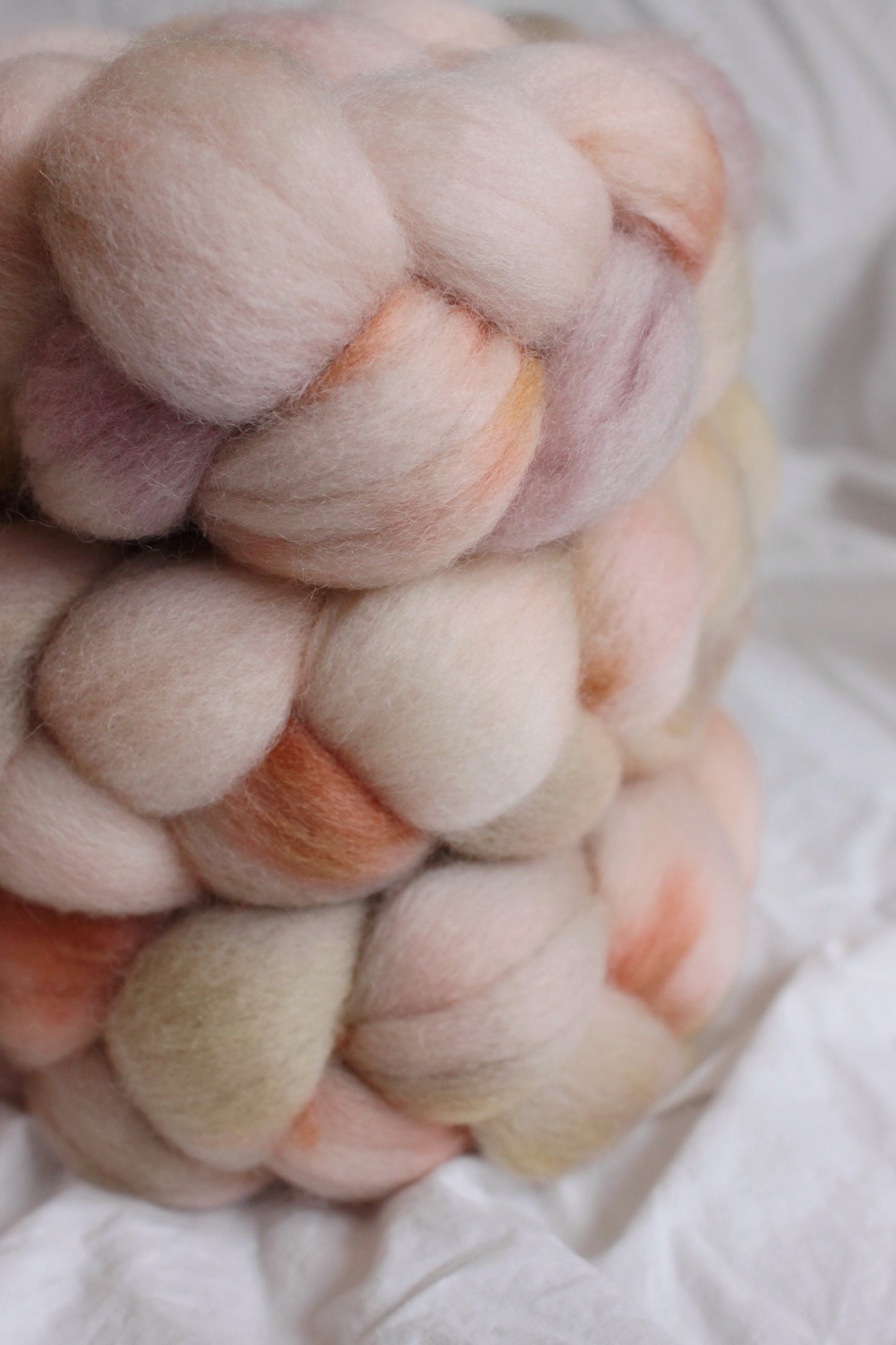 Sahara Dune - Falkland combed top (nonsuperwash)