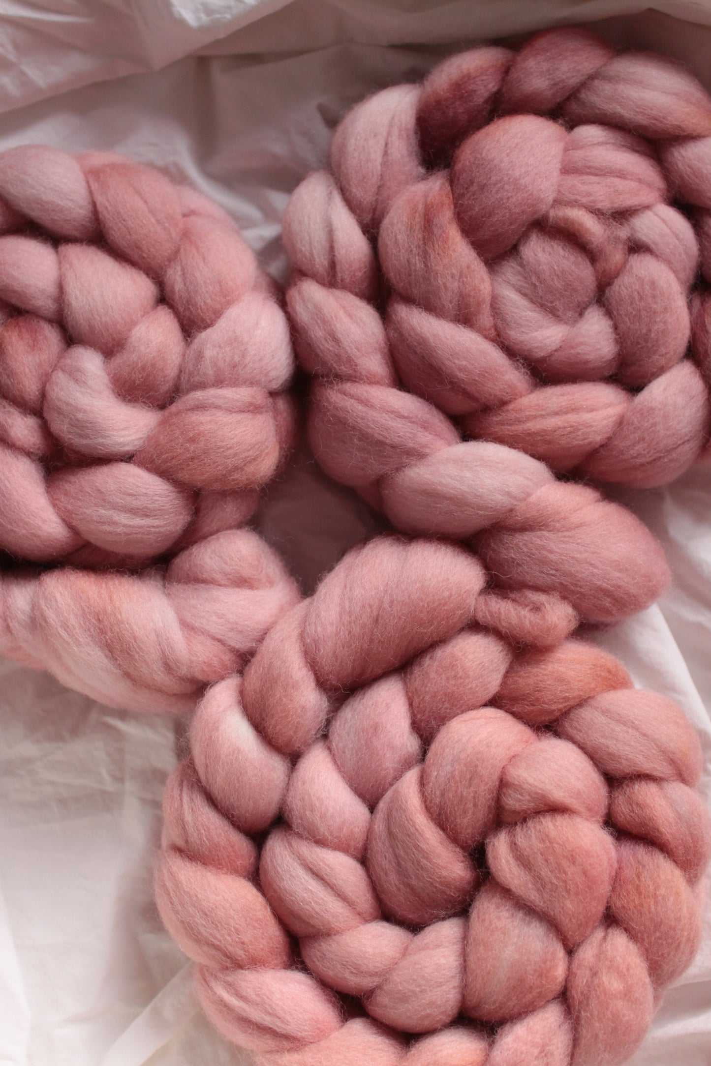 War of the Roses - Nebulous (Punta Corrie NZ combed top)