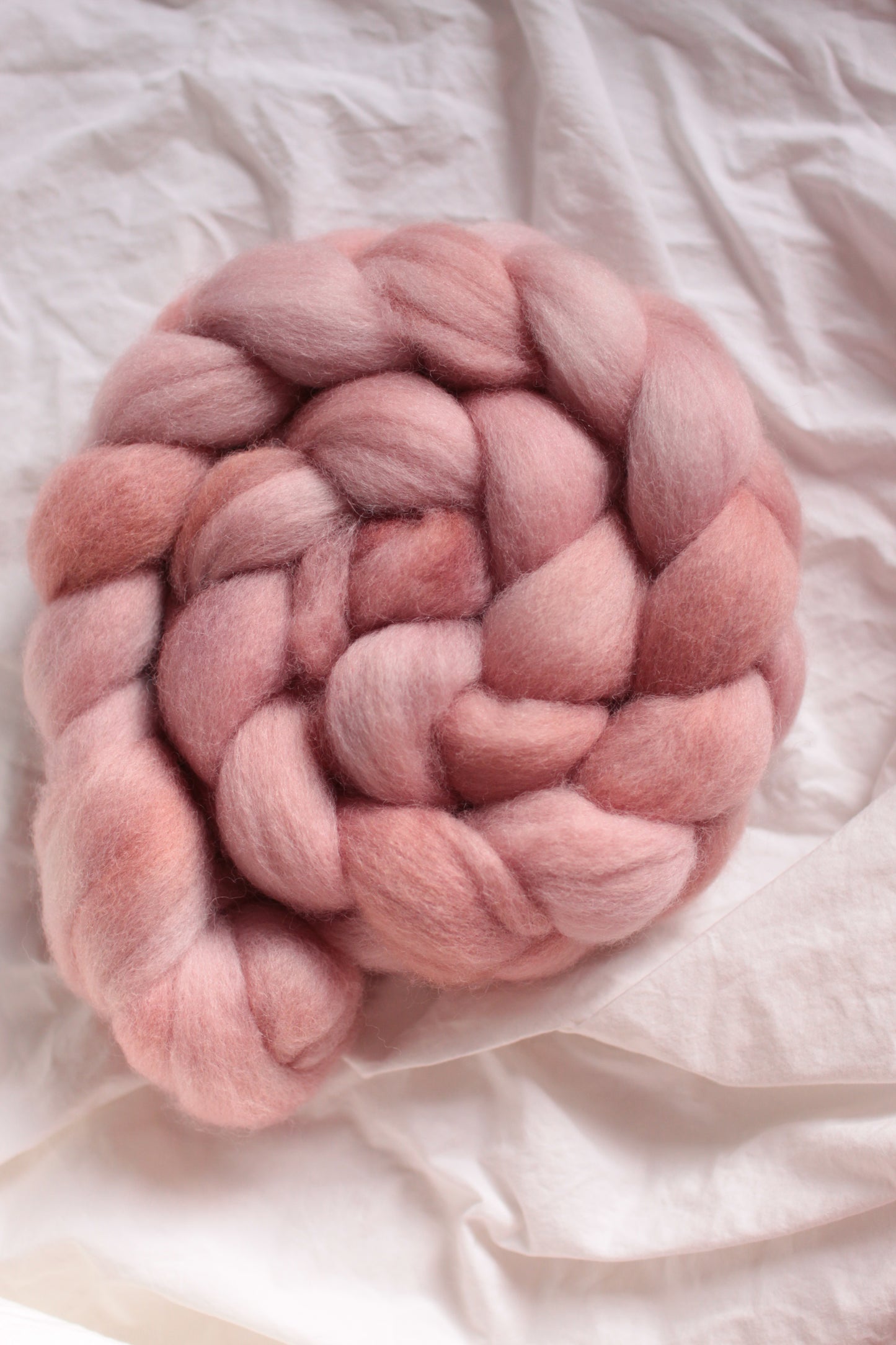 War of the Roses - Nebulous (Punta Corrie NZ combed top)