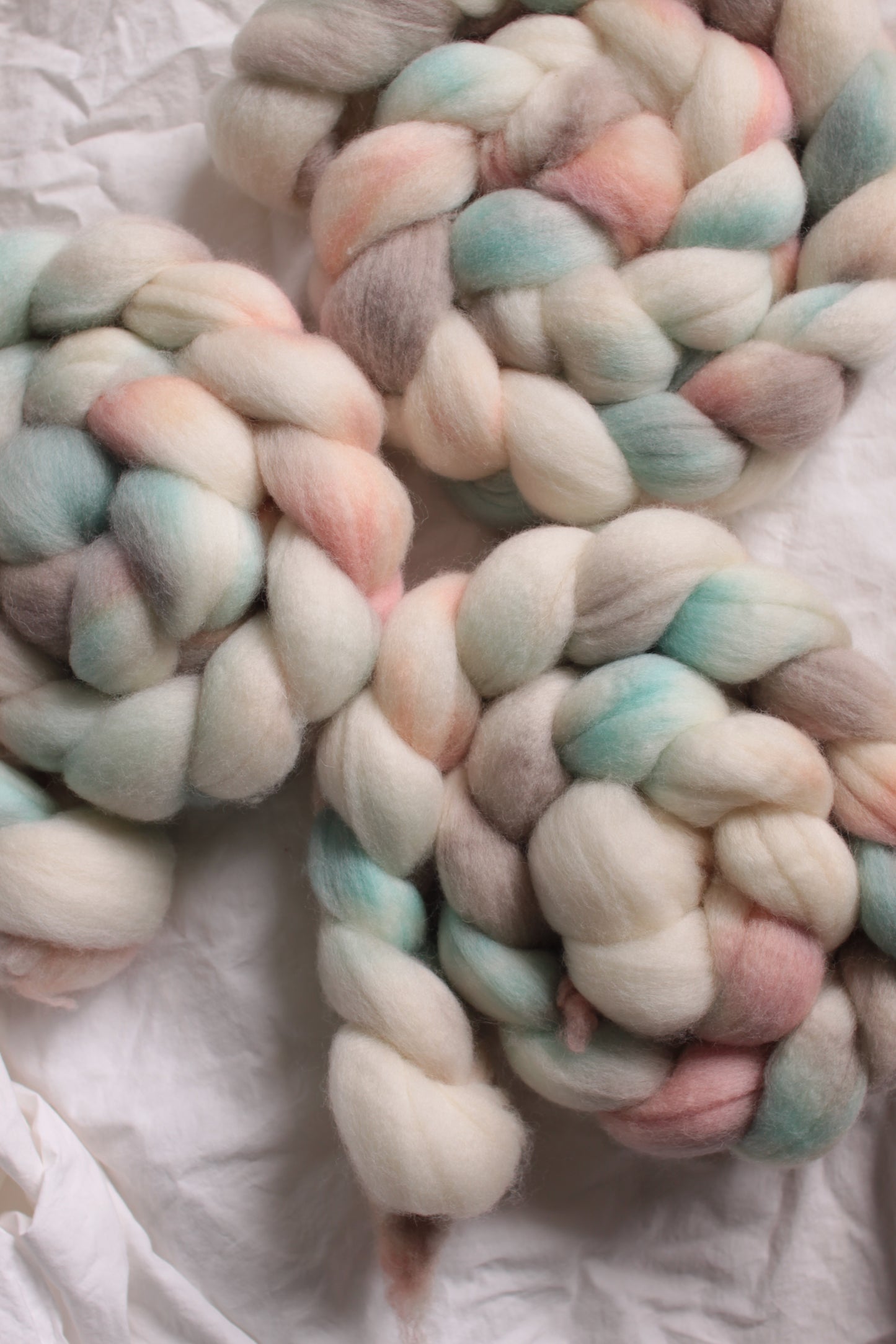 Bunny Tail - Polwarth combed top (nonsuperwash)