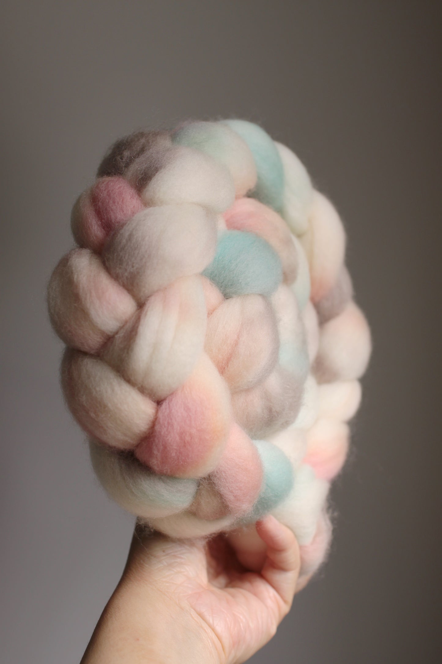 Bunny Tail - Polwarth combed top (nonsuperwash)