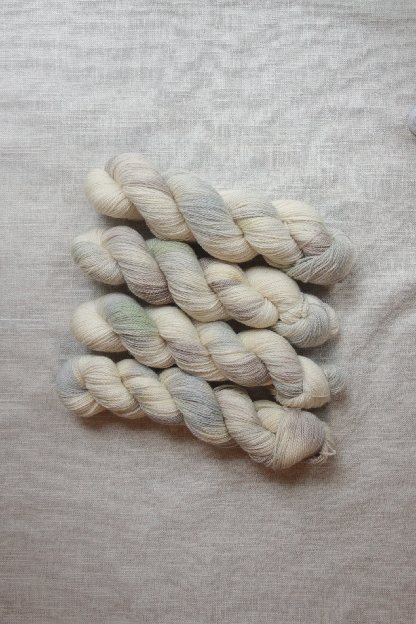Clair de Lune - Natural BFL Fingering