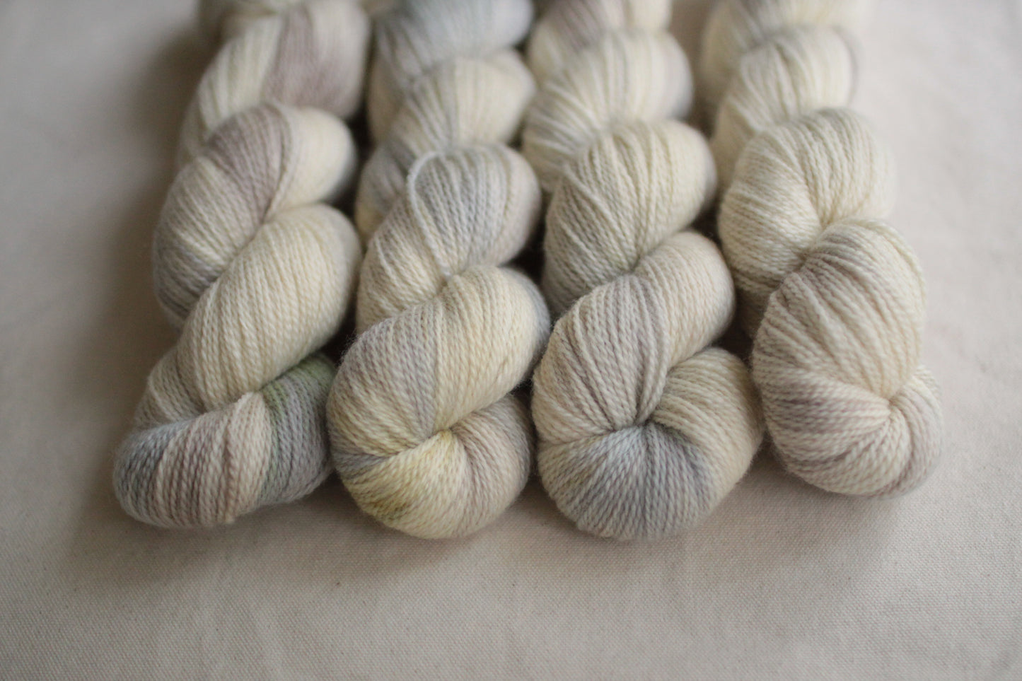 Clair de Lune - Natural BFL Fingering