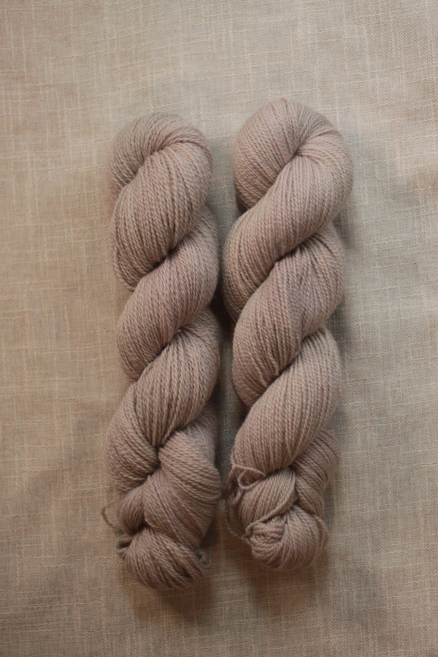 Soapstone - Natural BFL Fingering