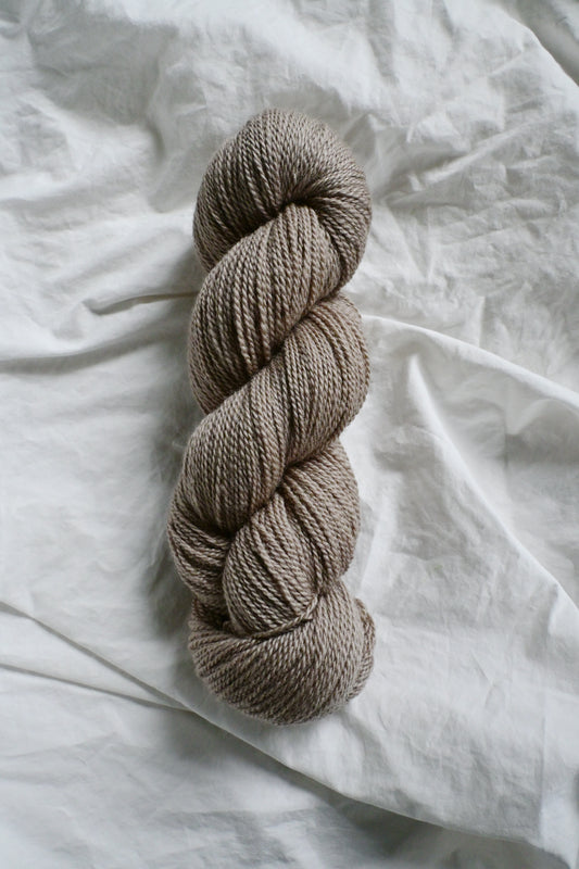 Barnwood - Natural BFL Fingering