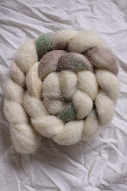 Clair de Lune - BFL combed top (nonsuperwash)