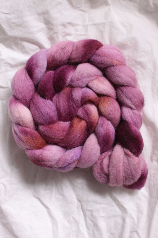 Magenta Glory - Nebulous (Punta Corrie NZ combed top)