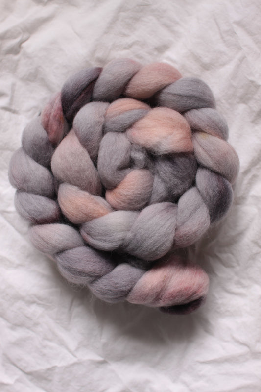 Castle Mist - Nebulous (Punta Corrie NZ combed top)