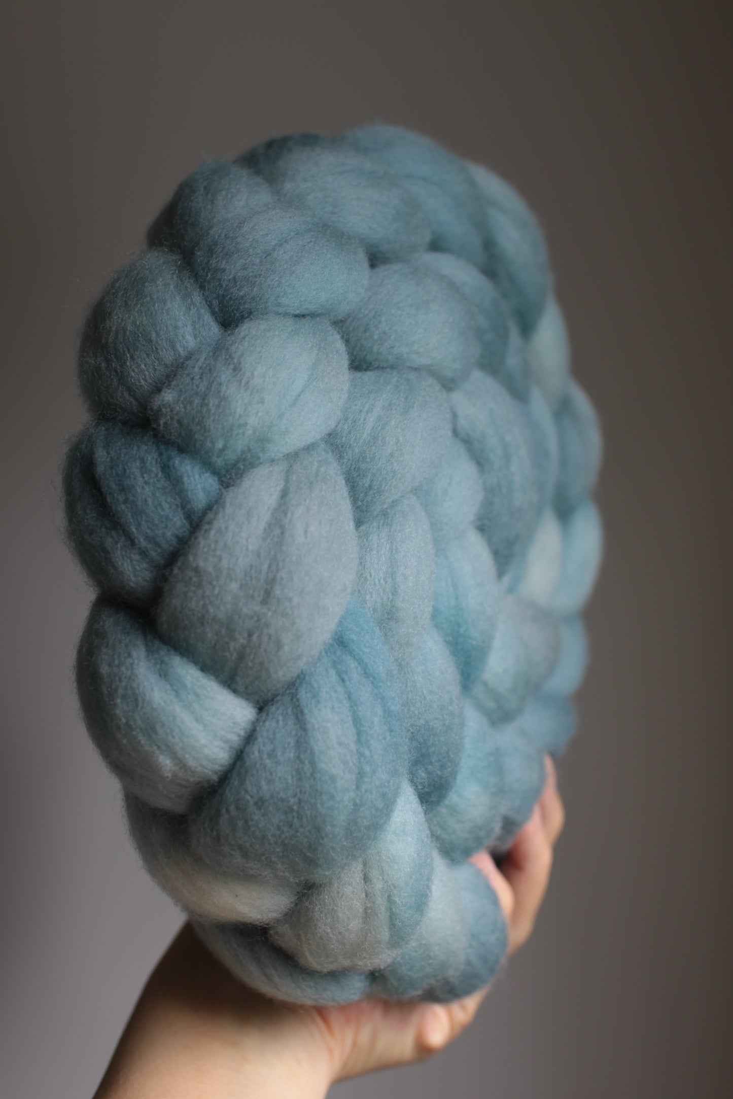 Castaway - Cormo combed top (nonsuperwash)