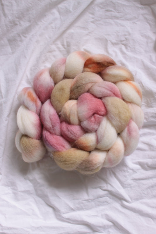 Teacup - Nebulous (Punta Corrie NZ combed top)